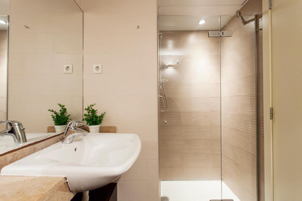 Ab Diagonal Sant Adria De Besosアパートメント エクステリア 写真